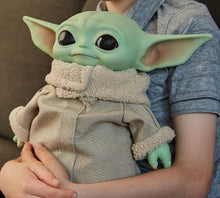 Star Wars The Child Plush Toy, 11-inch Small Yoda-like Soft Figure from The Mandalorian, Green